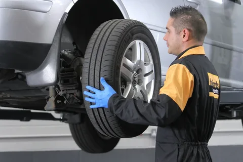 Tyre change service Abu Dhabi